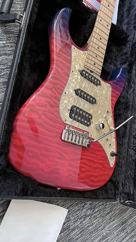 ギター James Tyler USA Studio Elite Jim Burst On today's bench, we have a Studio Elite 1988 in Metallic