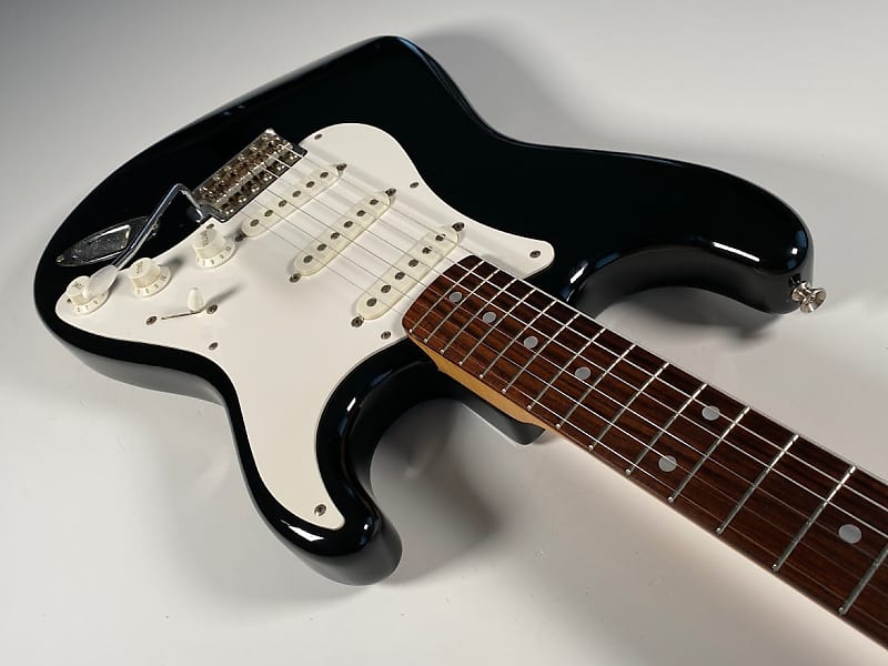 Fernandes The Revival RST-503 Stratocaster Type '80s Vintage