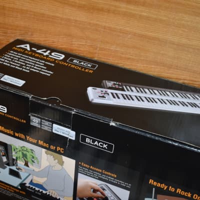 Roland A-49 MIDI Keyboard Controller 2014 - Present - Black image 11