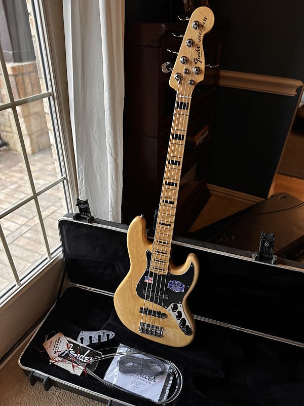 Fender American Deluxe Jazz Bass V Ash