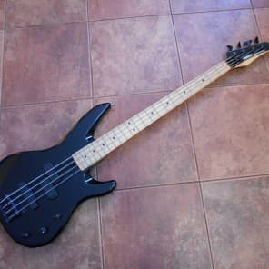 YAMAHA　RBX550R Yamaha RBX 550 bass guitars for sale in USA | guitar-list