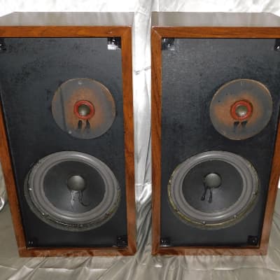 EPI shops Series 3 Model 70 Bookshelf Speakers