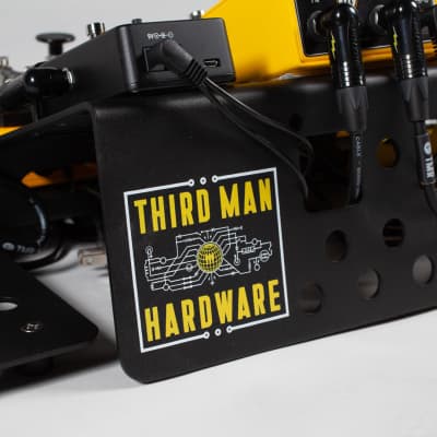 Third Man Hardware x Holeyboard Pedal Board image 5
