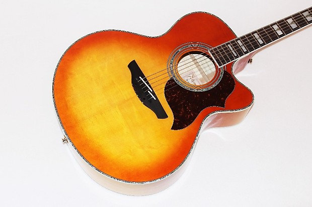 Takamine EG523CDX HB Honeyburst Jumbo Cutaway Acoustic Electric Guitar