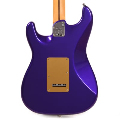 Fender American Ultra Stratocaster Plum Metallic w/Ebony Fingerboard & Anodized Gold Pickguard (CME Exclusive) image 3