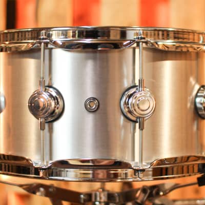 DW 6.5x14 Collector's 1mm Thin Aluminum Snare Drum - DRVM6514SVC image 3