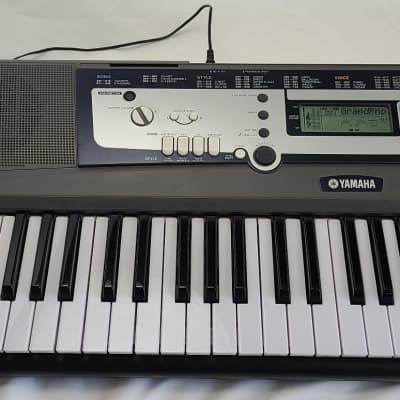 Yamaha EZ-200 EZ200 Electronic MIDI Keyboard 61 Light Up Keys w/adapter 07616 image 3