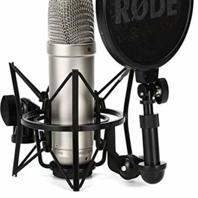 Rode NT1-A Large-Diaphragm Condenser Microphone,XLR