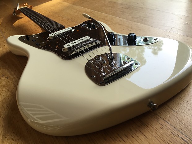 Fender Jaguar 1966 Reissue w/ Upgrades T-Serial MIJ 2007-10