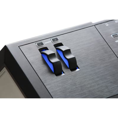 Kurzweil PC4 88-Key Workstation Keyboard w/ Fully-Weighted Hammer-Action Keys image 9