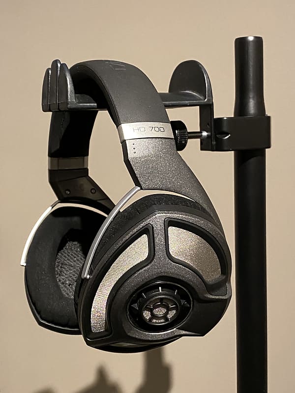 Sennheiser HD700 | Reverb