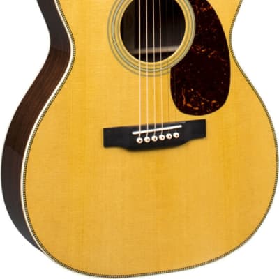 Martin 000-28 Standard Series Acoustic Guitar, Natural w/ Hard Case for sale