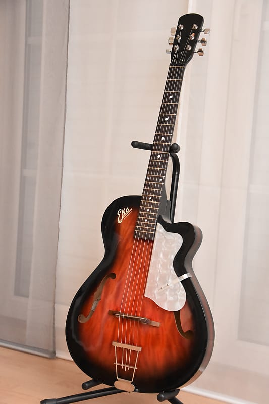 Eko Model 100 – 1960s Italian Vintage Archtop Jazz Guitar