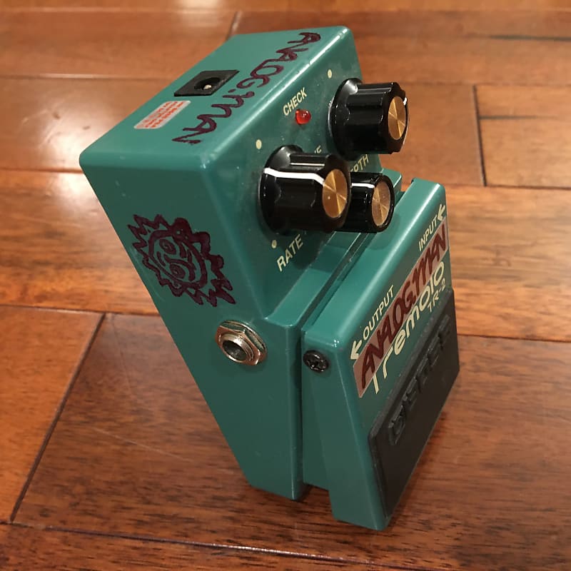 Analogman Modded Boss TR-2 Tremolo | Reverb