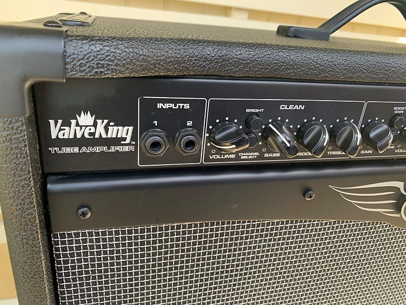 Peavey ValveKing VK212 100-Watt 2x12