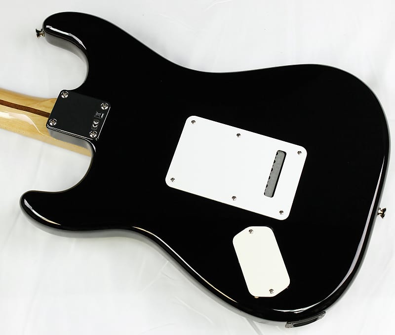 Fender / Roland GC-1 Stratocaster w/Gigbag V-Guitar, Strat, Black