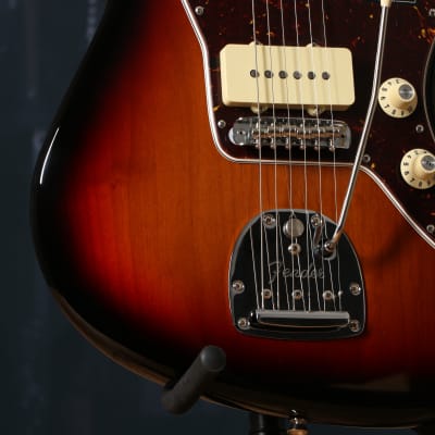 Fender American Professional II Jazzmaster Rosewood Fingerboard Electric Guitar 3-Color Sunburst (serial- 6688) image 2