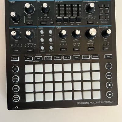 Novation Circuit Mono Station Paraphonic Synthesizer 2017 - 2021 - Black