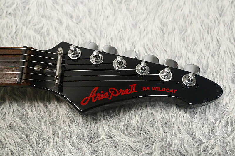 Vintage 1986 made Aria Pro II RS WILD CAT Black finish