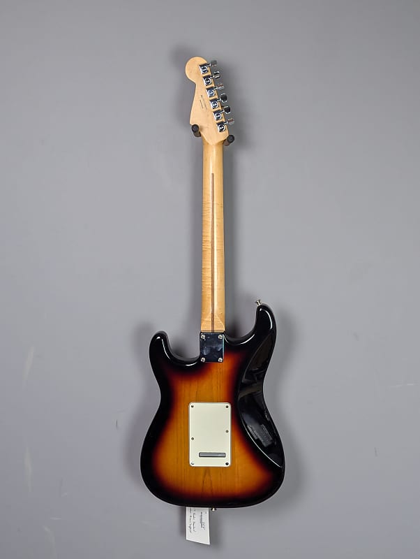 Fender Standard Stratocaster 2017 Brown Sunburst