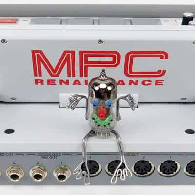 Akai MPC Renaissance Sampler Synthesizer + Sehr Gut +OVP + 1.5Jahre Garantie image 9