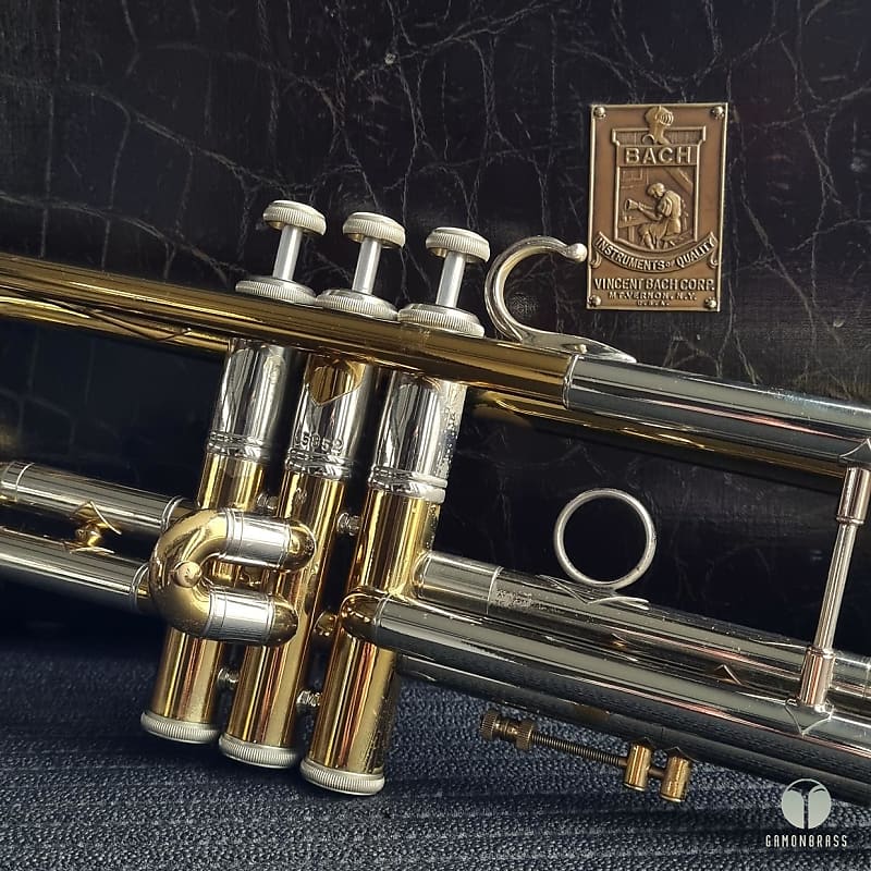 Vincent Bach Stradivarius Mt.Vernon N.Y. 37 trumpet, case