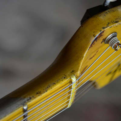 Fender Stratocaster Custom Blue  Sparkle Custom Nitro Relic image 20