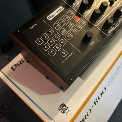 Behringer Pro-800 Desktop 8-Voice Synthesizer | Reverb