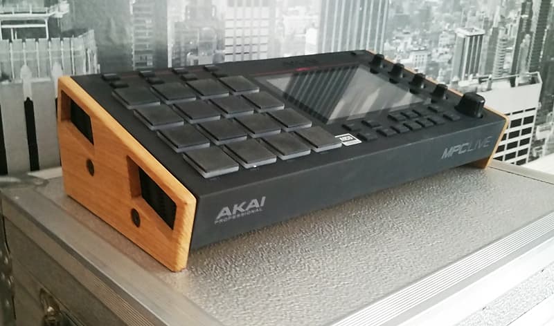 Solid Oak Stand/End Cheeks for the  Akai MPC Live Oak from Synths And Wood image 1
