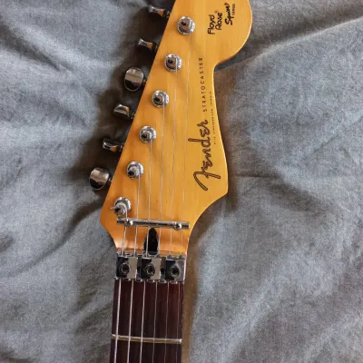 Fender Stratocaster Floyd Rose "Squier Series" MIJ 1993 with free extra's and case. image 19