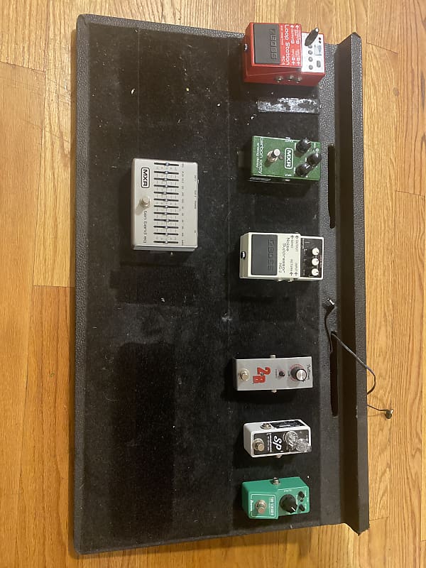 full pedal board Reverb