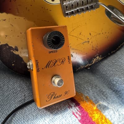 ギター MXR Phase 90 Script Logo What's The Difference? MXR Phase 90 Script Logo and MXR