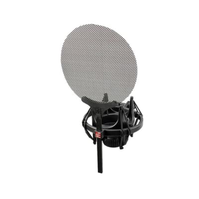 sE Electronics X1-A X1 Series Condenser Microphone and Clip + sE Electronics ISOLATION-PACK image 9