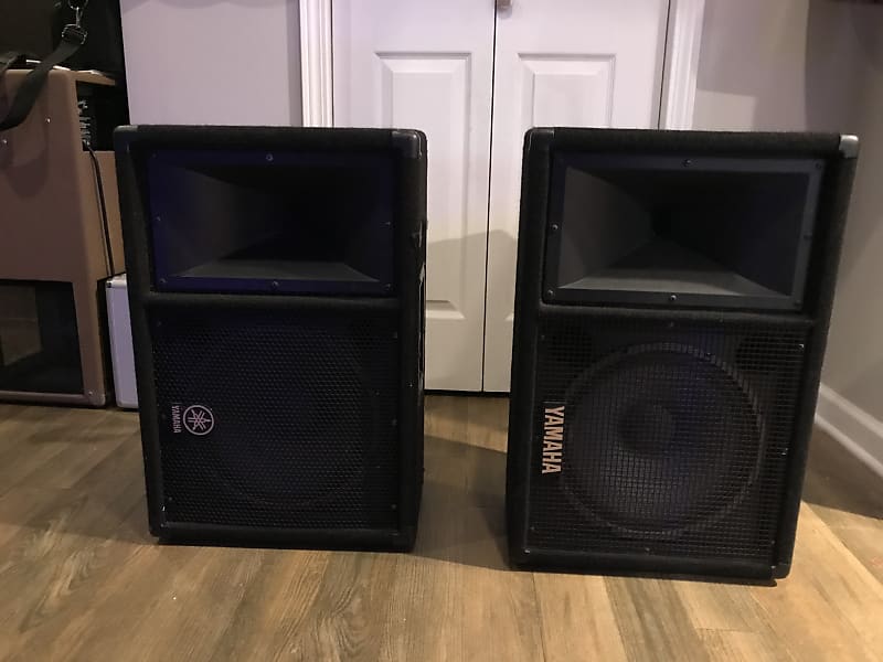 ヤマハ YAMAHA Concert Club V Series SM12V Club V Series - Overview - Speakers - Professional Audio