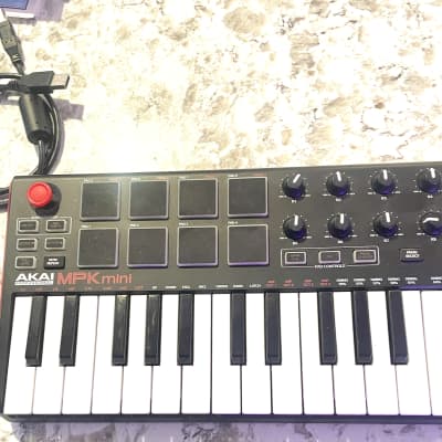 Akai MPK Mini MKII 25-Key MIDI Controller 2014 - Present - Black