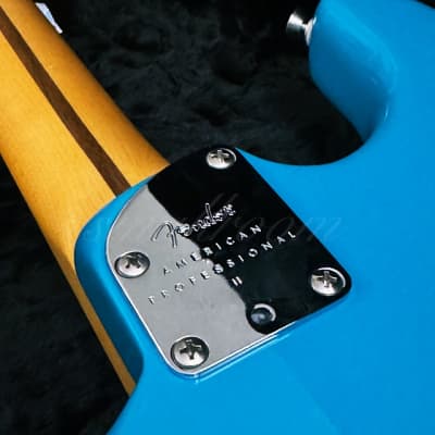 Fender American Professional II Stratocaster with Rosewood Fretboard 2021 Miami Blue w/Wrangler Denim Case image 7