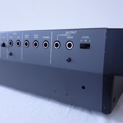 Roland Juno 106 - Serviced image 13