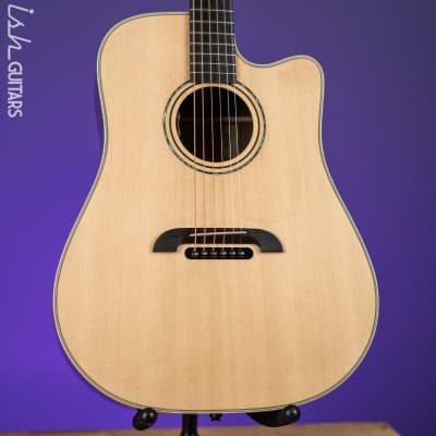 Alvarez Yairi DYM70CE Masterworks Acoustic-Electric Guitar Natural image 2