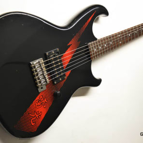 Aria Pro II INAZUMA-V 1982年　限定モデル 1982 Aria Pro II Japan RS INAZUMA-V (Cardinal Red) – Cool Old Guitars