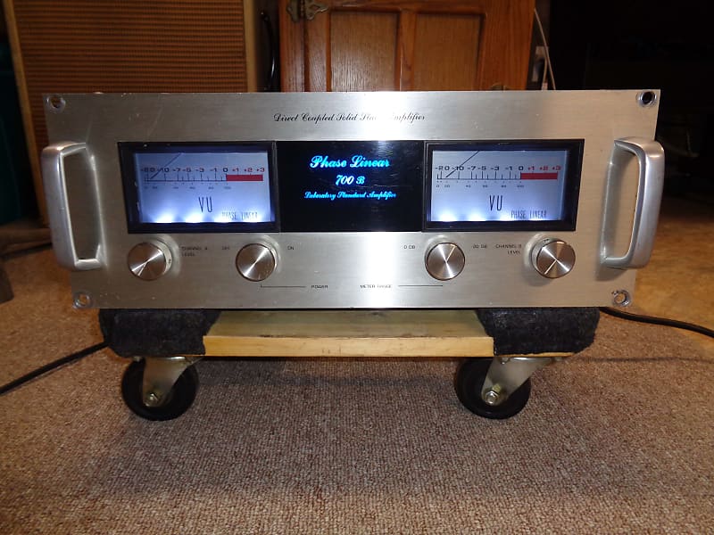 Phase Linear 700B Stereo Power Amplifier | Reverb