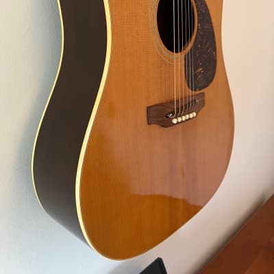 Gibson J-50 Deluxe 1969 - 1982 | Reverb