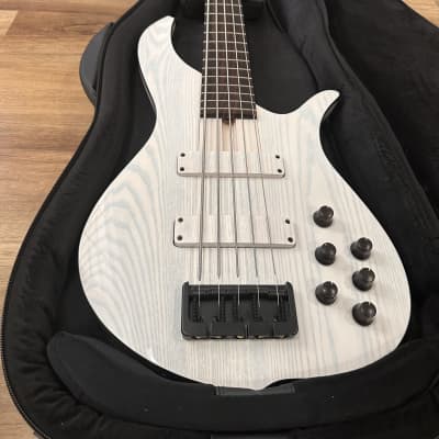 F Bass BN5 2022 - BN5 Trans White with Binding Bass Guitar image 5