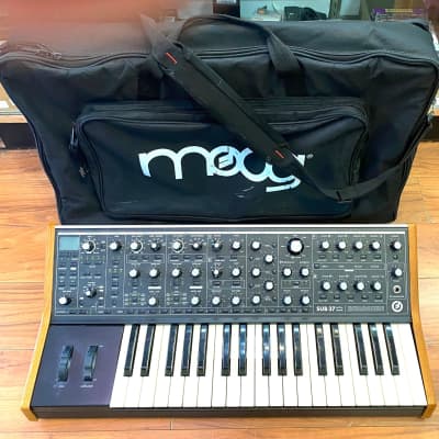 Moog Sub 37 Tribute Edition 2010s - Black