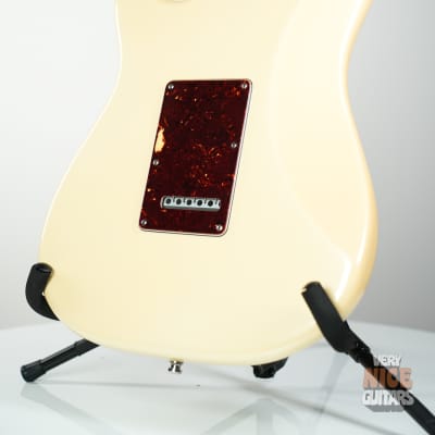 Fender American Deluxe Stratocaster with Rosewood Fretboard and SS frets 2009 Olympic Pearl image 16