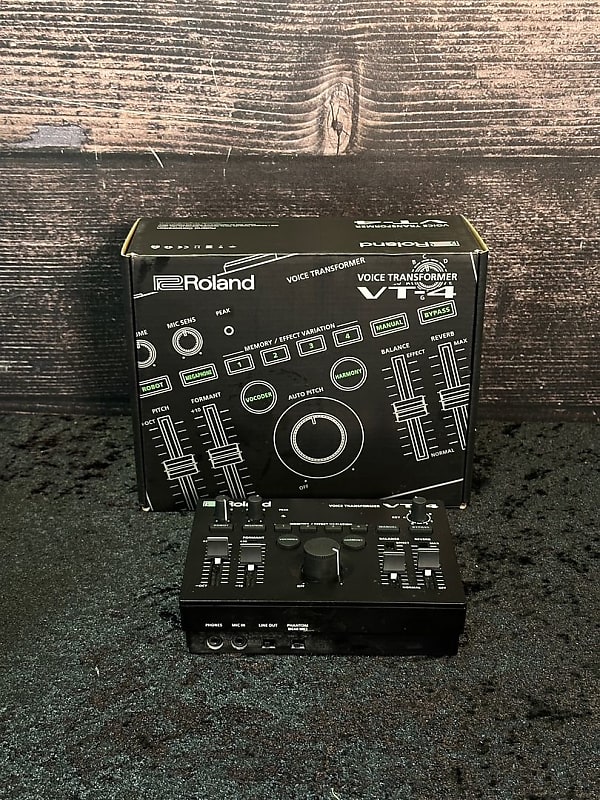 Roland VT4 Vocal Effects Processor (Raleigh, NC) Reverb