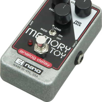 Electro-Harmonix Memory Toy Analog Echo Chorus Delay Nano Guitar Effects Pedal image 2