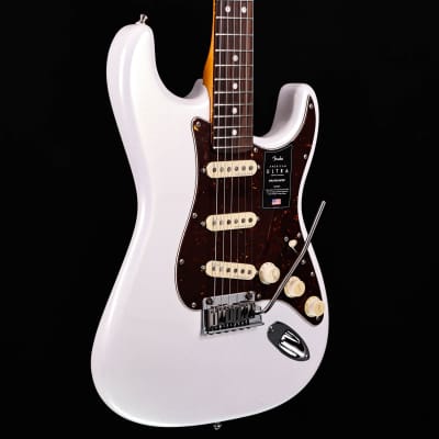 Fender American Ultra Stratocaster, Rosewood Fb, Arctic Pearl 8lbs 3.5oz image 3