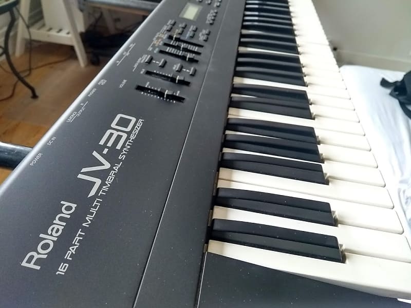 Roland JV-30 | Reverb