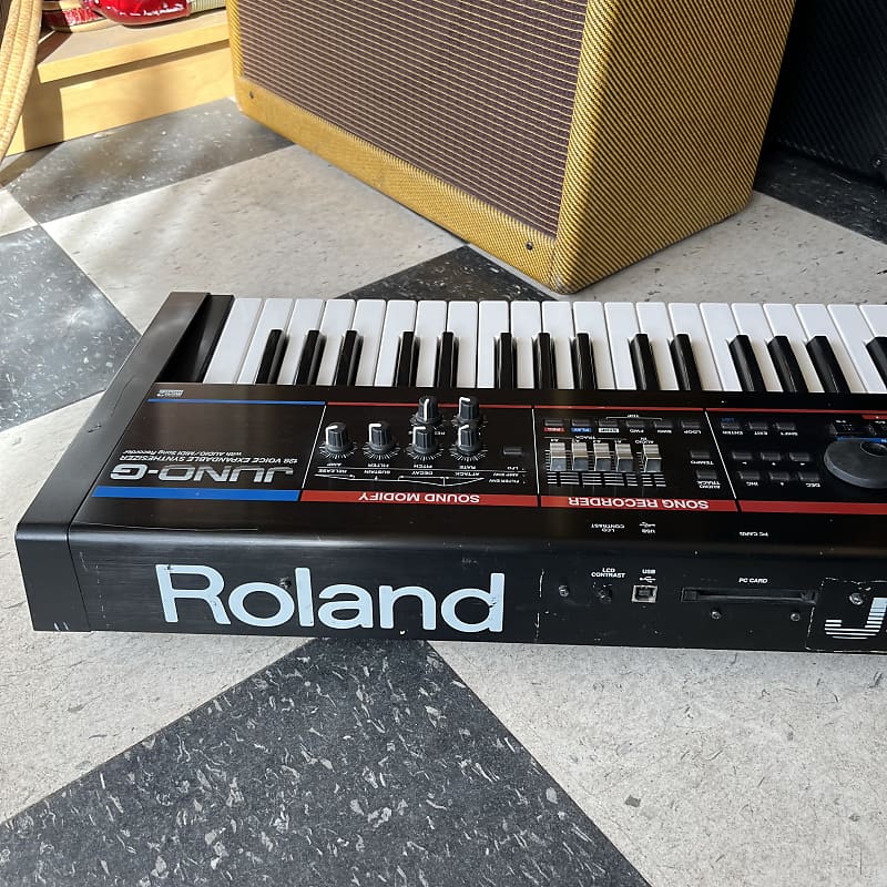 Roland Juno G 61-Key 128-Voice Expandable Synthesizer