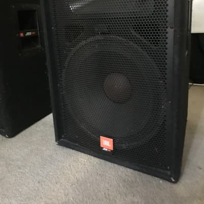 Pair of made in USA 1000 watts JBL JRX 115 - P.A. / DJ Pair of made in USA 1000 watts JBL JRX 115 - P.A. / DJ